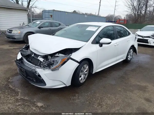 5YFEPMAEXMP257228 2021 TOYOTA COROLLA - Image 2