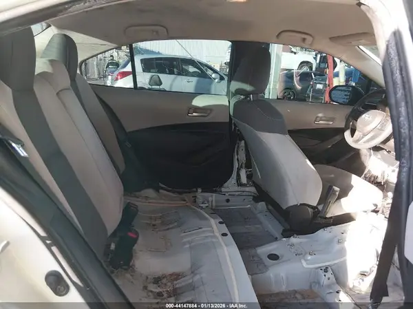 5YFEPMAEXMP260873 2021 TOYOTA COROLLA - Image 8