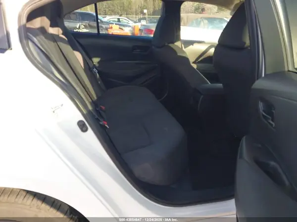 5YFEPMAEXNP273270 2022 TOYOTA COROLLA - Image 8
