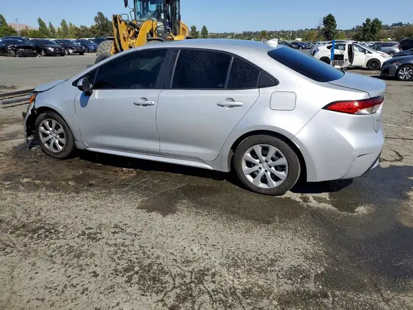 5YFEPMAEXNP273897 2022 TOYOTA COROLLA - Image 2