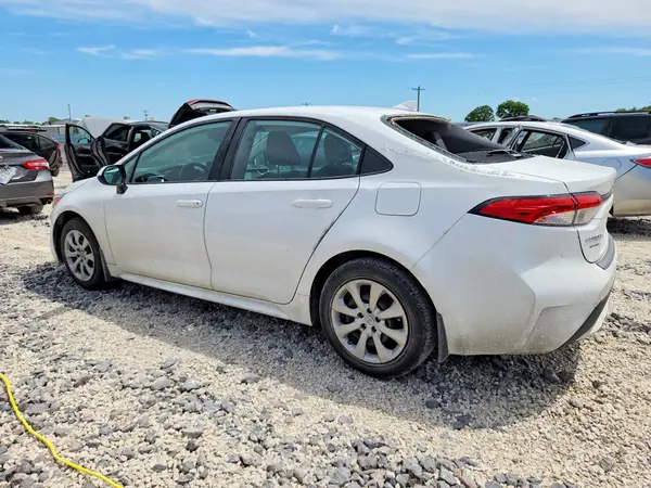 5YFEPMAEXNP274161 2022 TOYOTA COROLLA - Image 2