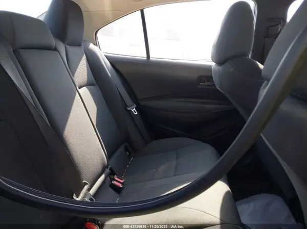 5YFEPMAEXNP276041 2022 TOYOTA COROLLA - Image 8