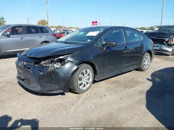 5YFEPMAEXNP279554 2022 TOYOTA COROLLA - Image 2