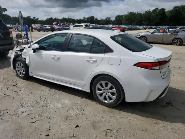 5YFEPMAEXNP284463 2022 TOYOTA COROLLA - Image 2