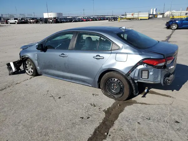 5YFEPMAEXNP285399 2022 TOYOTA COROLLA - Image 2