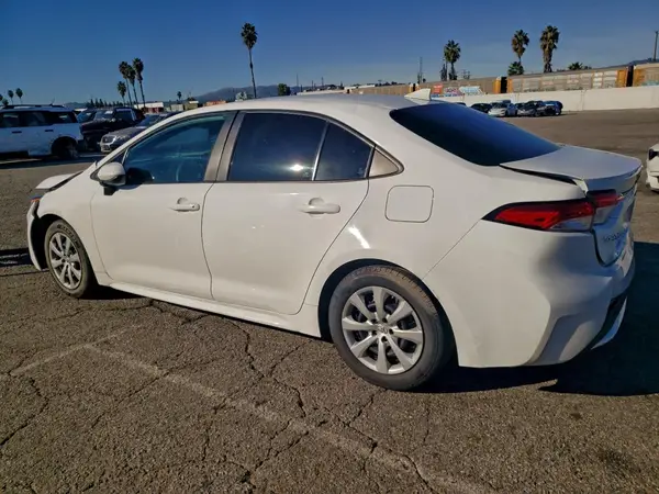 5YFEPMAEXNP286889 2022 TOYOTA COROLLA - Image 2