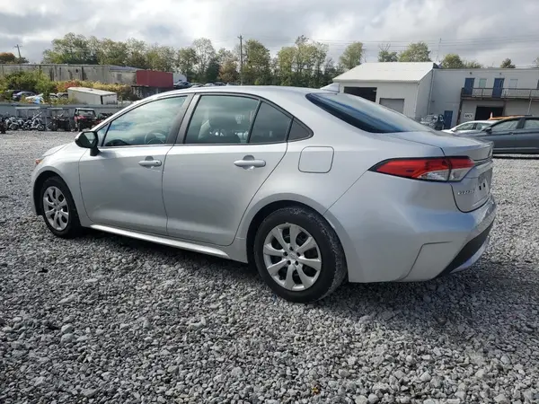 5YFEPMAEXNP289114 2022 TOYOTA COROLLA - Image 2