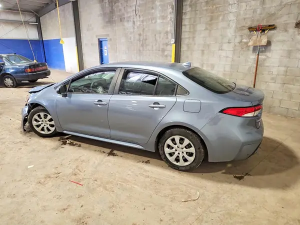 5YFEPMAEXNP290294 2022 TOYOTA COROLLA - Image 2