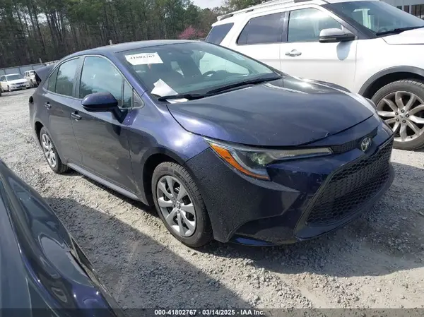 5YFEPMAEXNP292675 2022 TOYOTA COROLLA - Image 1