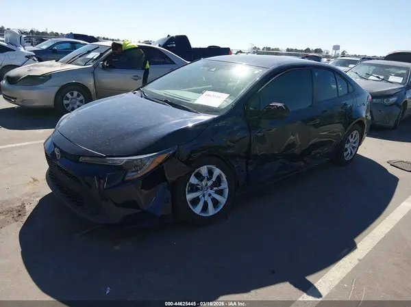 5YFEPMAEXNP293793 2022 TOYOTA COROLLA - Image 2