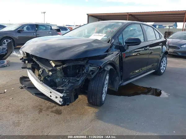 5YFEPMAEXNP307496 2022 TOYOTA COROLLA - Image 2
