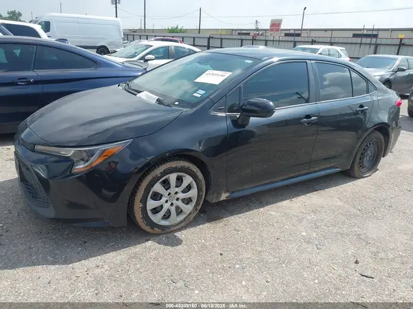 5YFEPMAEXNP313735 2022 TOYOTA COROLLA - Image 2
