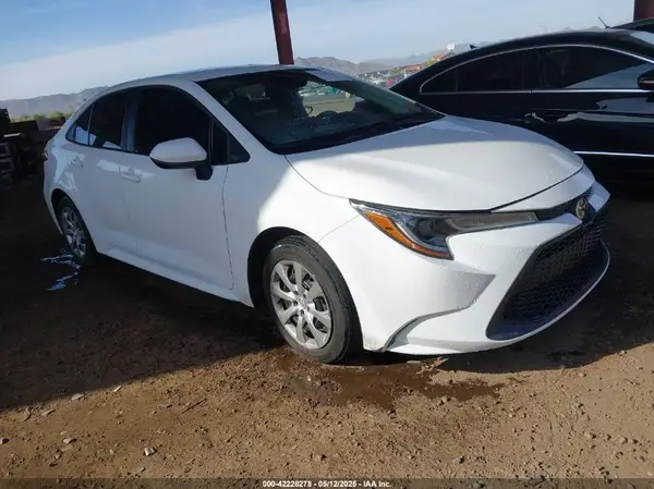 5YFEPMAEXNP317865 2022 TOYOTA COROLLA - Image 1