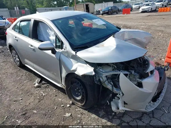 5YFEPMAEXNP318580 2022 TOYOTA COROLLA - Image 1