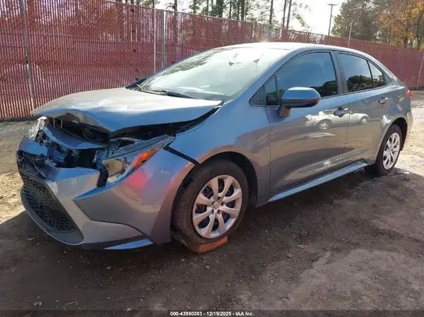 5YFEPMAEXNP322449 2022 TOYOTA COROLLA - Image 2