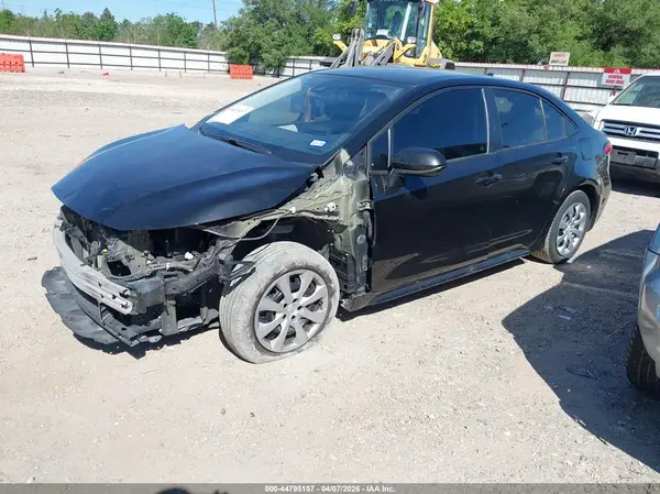 5YFEPMAEXNP322760 2022 TOYOTA COROLLA - Image 2