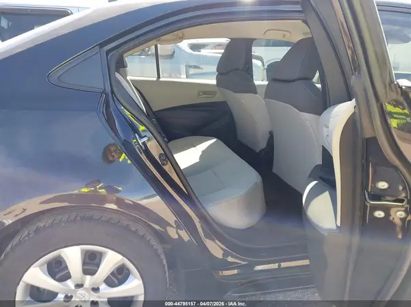 5YFEPMAEXNP322760 2022 TOYOTA COROLLA - Image 8