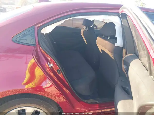5YFEPMAEXNP329028 2022 TOYOTA COROLLA - Image 8