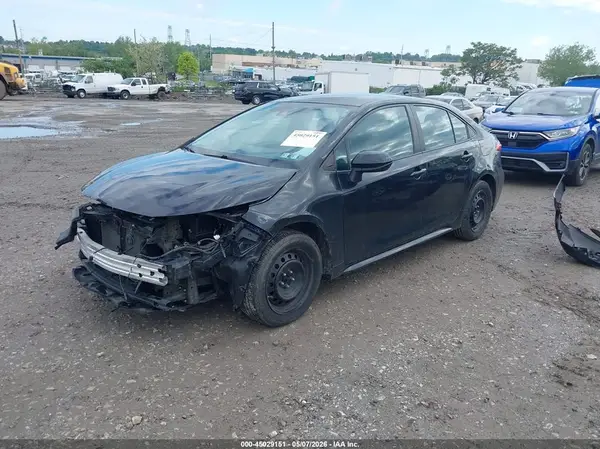 5YFEPMAEXNP331894 2022 TOYOTA COROLLA - Image 2