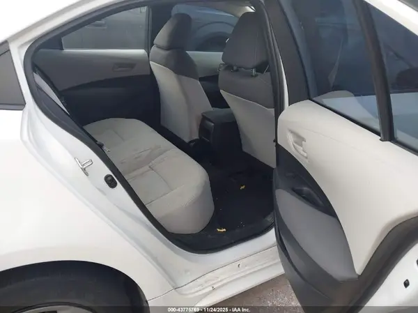 5YFEPMAEXNP332186 2022 TOYOTA COROLLA - Image 8