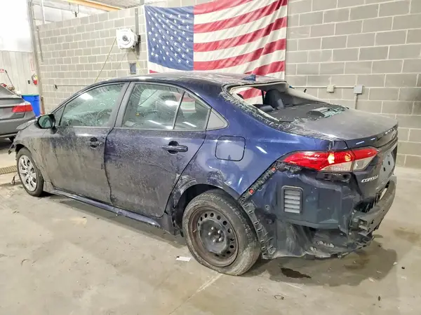 5YFEPMAEXNP332544 2022 TOYOTA COROLLA - Image 2