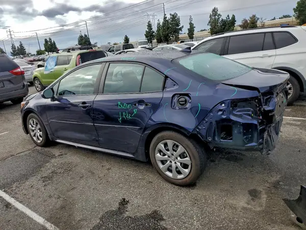 5YFEPMAEXNP340899 2022 TOYOTA COROLLA - Image 2