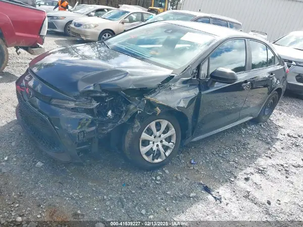5YFEPMAEXNP342734 2022 TOYOTA COROLLA - Image 2