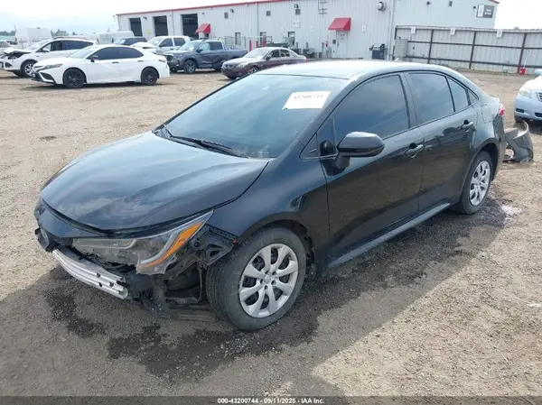 5YFEPMAEXNP343107 2022 TOYOTA COROLLA - Image 2