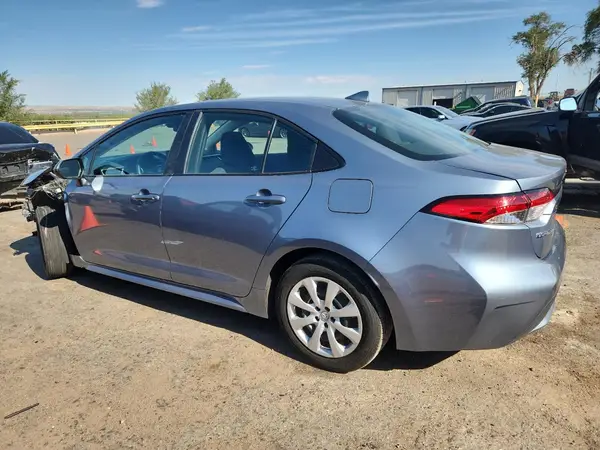 5YFEPMAEXNP344631 2022 TOYOTA COROLLA - Image 2