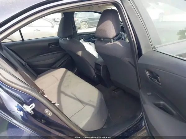 5YFEPMAEXNP349067 2022 TOYOTA COROLLA - Image 8