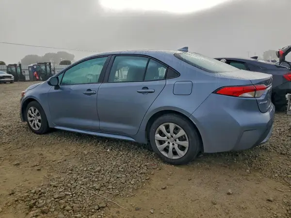 5YFEPMAEXNP356133 2022 TOYOTA COROLLA - Image 2