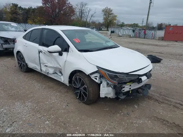 5YFEPMAEXNP358366 2022 TOYOTA COROLLA - Image 1