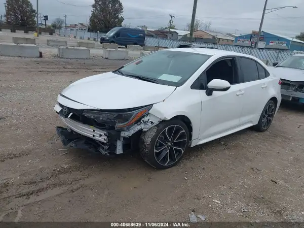 5YFEPMAEXNP358366 2022 TOYOTA COROLLA - Image 2