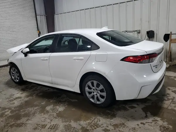 5YFEPMAEXNP367956 2022 TOYOTA COROLLA - Image 2