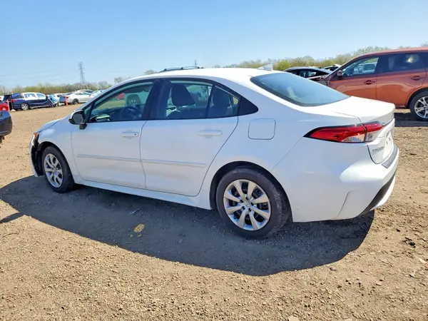 5YFEPMAEXNP380237 2022 TOYOTA COROLLA - Image 2