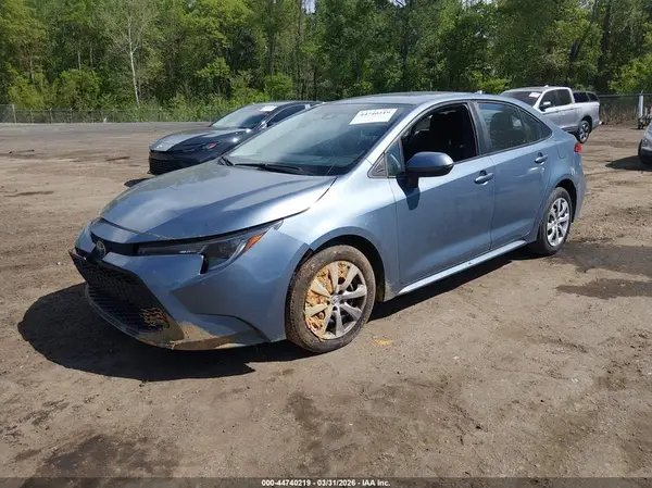5YFEPMAEXNP380867 2022 TOYOTA COROLLA - Image 2