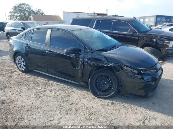 5YFEPMAEXNP389584 2022 TOYOTA COROLLA - Image 1