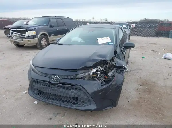 5YFEPRAE0LP021439 2020 TOYOTA COROLLA - Image 2