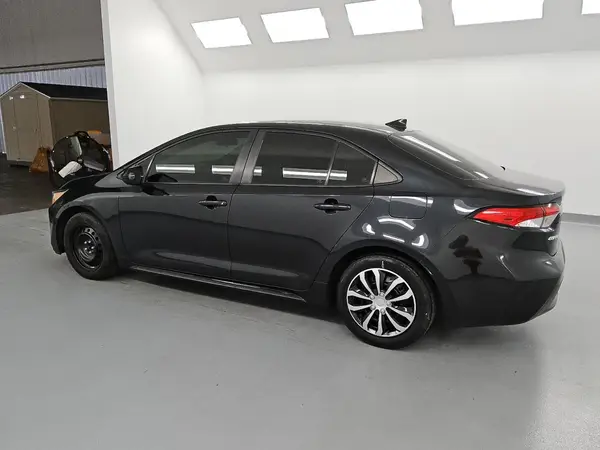 5YFEPRAE0LP062833 2020 TOYOTA COROLLA - Image 2