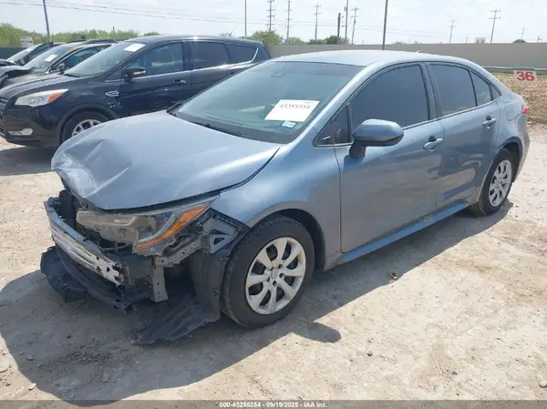 5YFEPRAE0LP084721 2020 TOYOTA COROLLA - Image 2