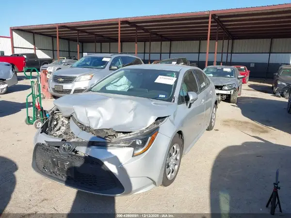 5YFEPRAE0LP123923 2020 TOYOTA COROLLA - Image 2