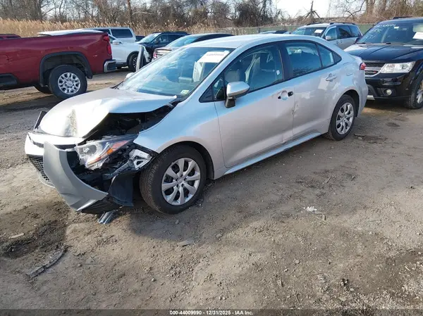 5YFEPRAE0LP133111 2020 TOYOTA COROLLA - Image 2