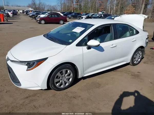 5YFEPRAE0LP135862 2020 TOYOTA COROLLA - Image 2