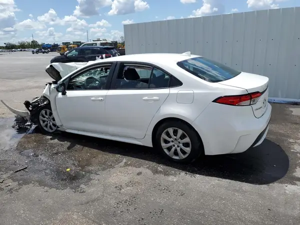 5YFEPRAE1LP008201 2020 TOYOTA COROLLA - Image 2