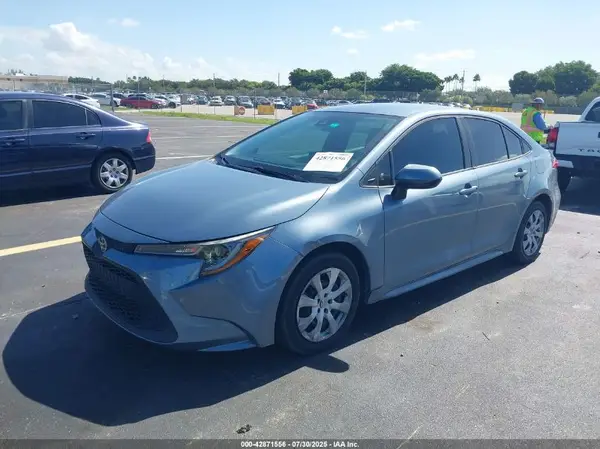 5YFEPRAE1LP039223 2020 TOYOTA COROLLA - Image 2