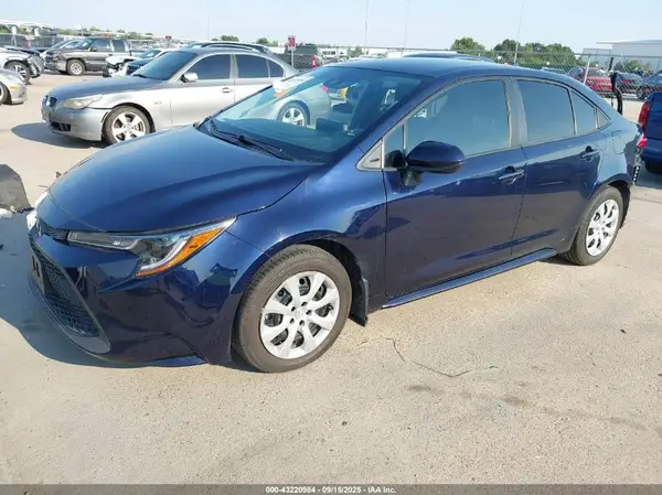 5YFEPRAE1LP056958 2020 TOYOTA COROLLA - Image 2