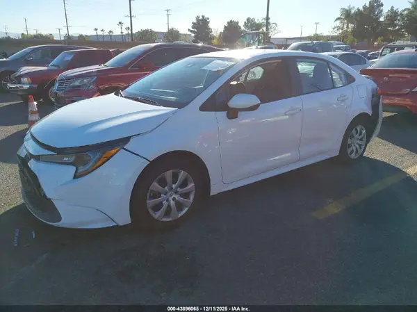 5YFEPRAE1LP076448 2020 TOYOTA COROLLA - Image 2