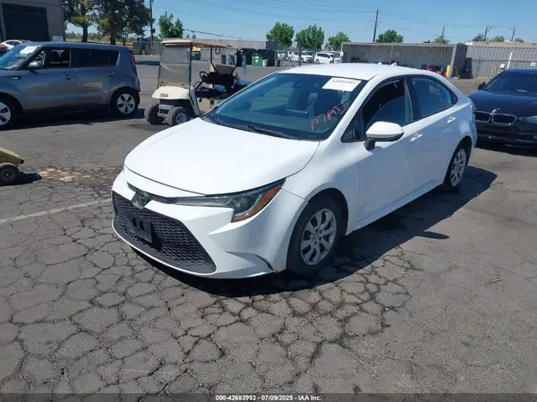 5YFEPRAE1LP108069 2020 TOYOTA COROLLA - Image 2