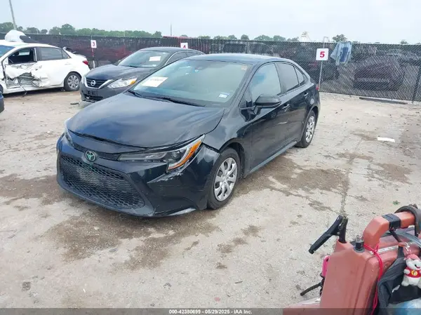5YFEPRAE1LP118651 2020 TOYOTA COROLLA - Image 2