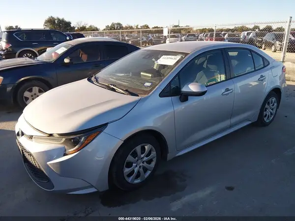 5YFEPRAE1LP123414 2020 TOYOTA COROLLA - Image 2